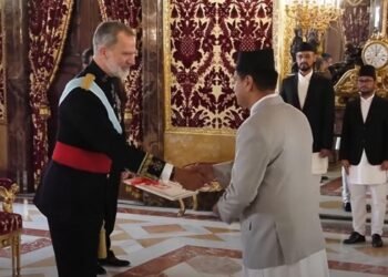 Ambassador Nepal presents credentials to Spanish King
