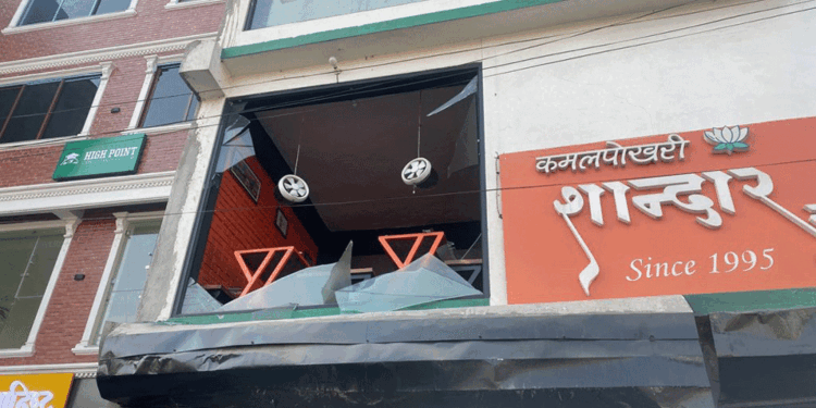 Fire at eatery: death toll rises to four