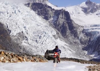 Mabo, first to ride a motorcycle to Tiptala Bhanjyang