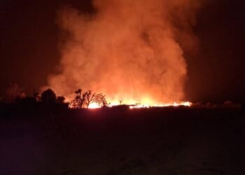 Fire in Plywood Industry continues, nearby settlements being evacuated