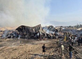 Fire in Plywood Industry continues, nearby settlements being evacuated