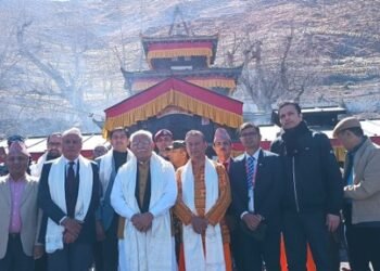 Indian Power Minister offers worship at Muktinath