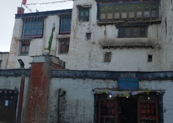 Once powerful Tashi Dhyaphel Durbar in Lomanthang is now isolated