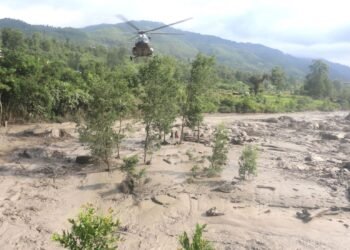 NA rescues couple safely from island of flooded river