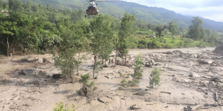 NA rescues couple safely from island of flooded river