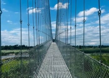 Suspension bridge over Ninda river
