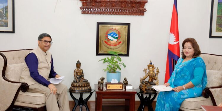 Indian Foreign Secretary calls on Foreign Minister Dr Rana