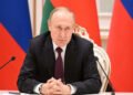 Putin’s bodyguards carried “poop suitcase” to Alaska summit with Trump: Report