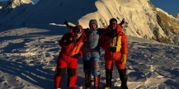 SOPHIE LAVAUD SUMMITS ANNAPURNA IV (7,525 m) AS PART OF THE “HONORING THE PIONEERS” PROJECT