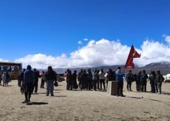 Over 6,000 domestic tourists visit Korala checkpoint in two days