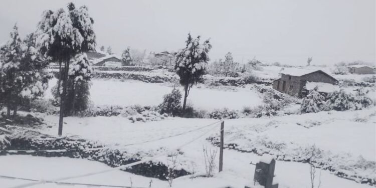 Snowfall occurs in Baitadi and Baglung districts