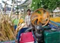 Foreign employment returnees find niche in selling sugarcane juice, enjoy entrepreneurship