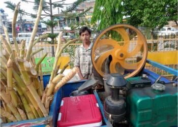Foreign employment returnees find niche in selling sugarcane juice, enjoy entrepreneurship