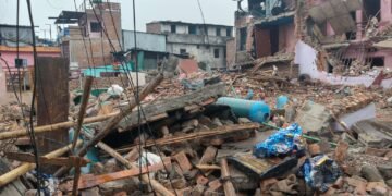 Demolition of illegal huts begins at Manohara