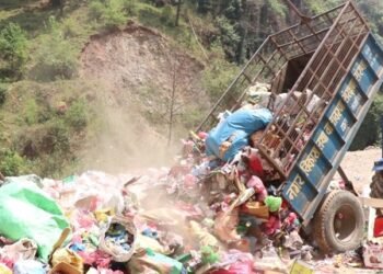Good practice in waste management in Tamghas: Waste sold to ‘waste bank’