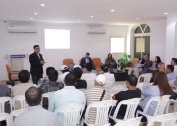 Nepali workers provided awareness on safe employment in UAE