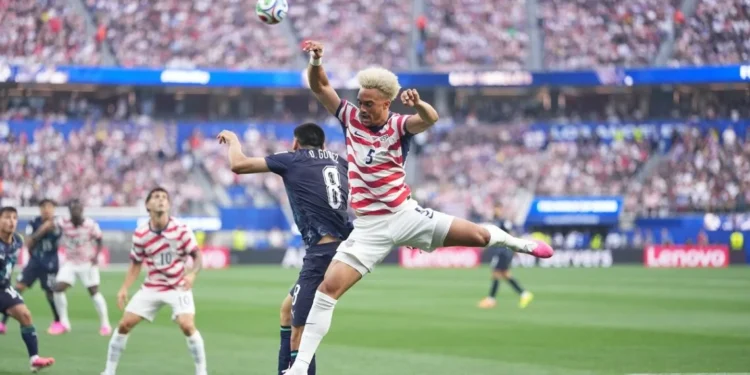 U.S. beats Paraguay in FIFA World Cup Group D opener