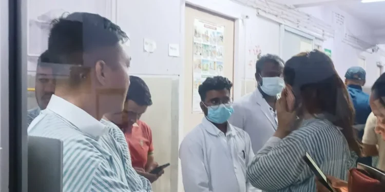 Doctors suggest taking Nepali for treatment to India only after health condition stabilizes