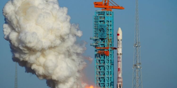 China successfully recovers rocket stage on land for the first time