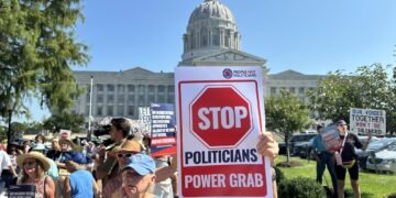 Missouri asks US Supreme Court to allow use of new Trump-backed congressional districts in midterms