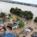 Flood forces all Susta residents to safety across Narayani River
