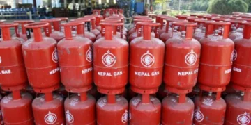 Cooking LP Gas being supplied to Valley after bottling outside