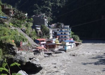 Landslide, flood damage Korala highway at 46 places