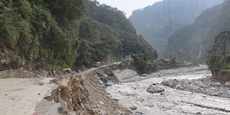 Beni-Jomsom-Korala road damage is about one billion rupees